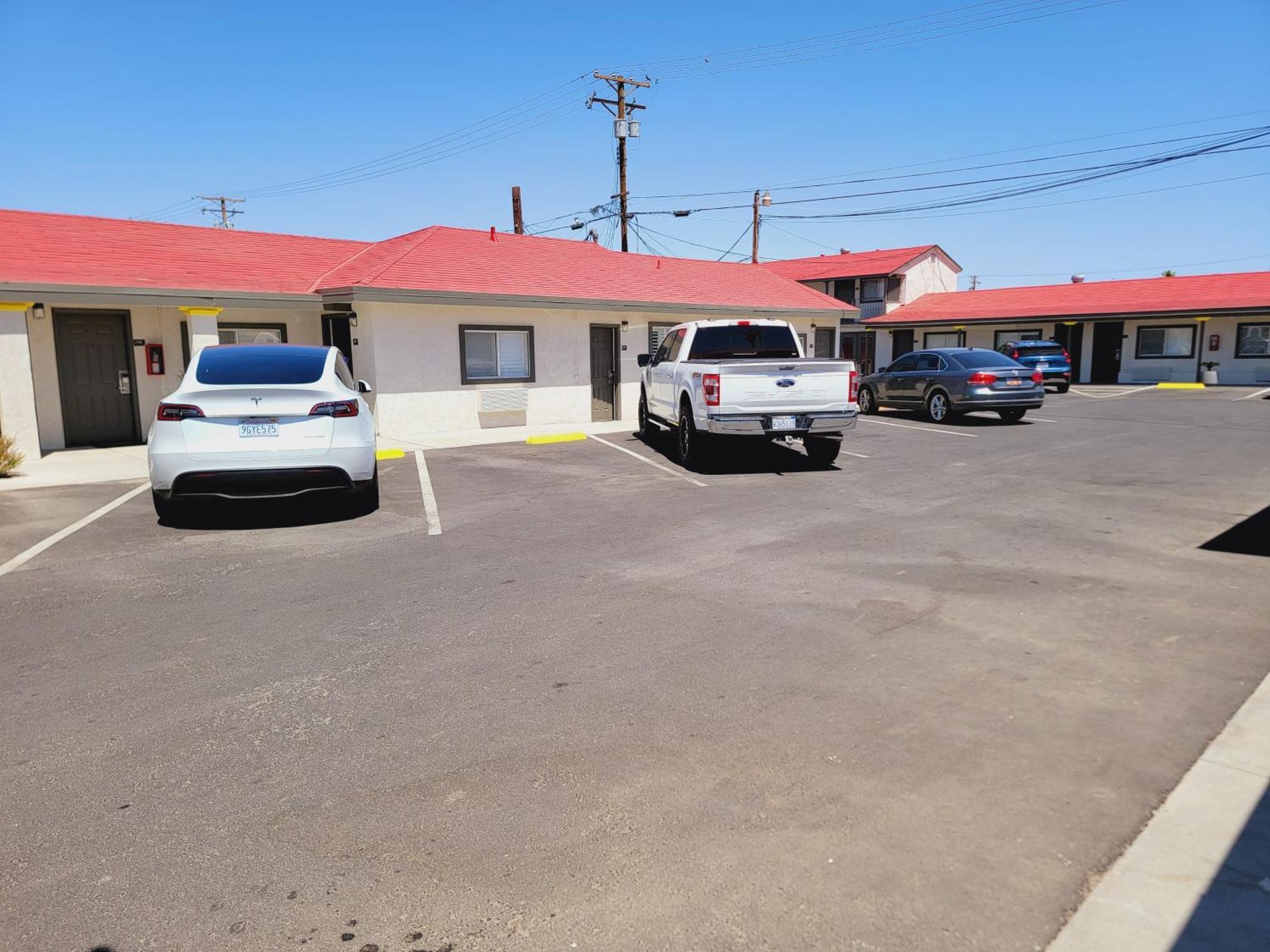 Hotel Super 8 By Wyndham El Centro North Esterno foto
