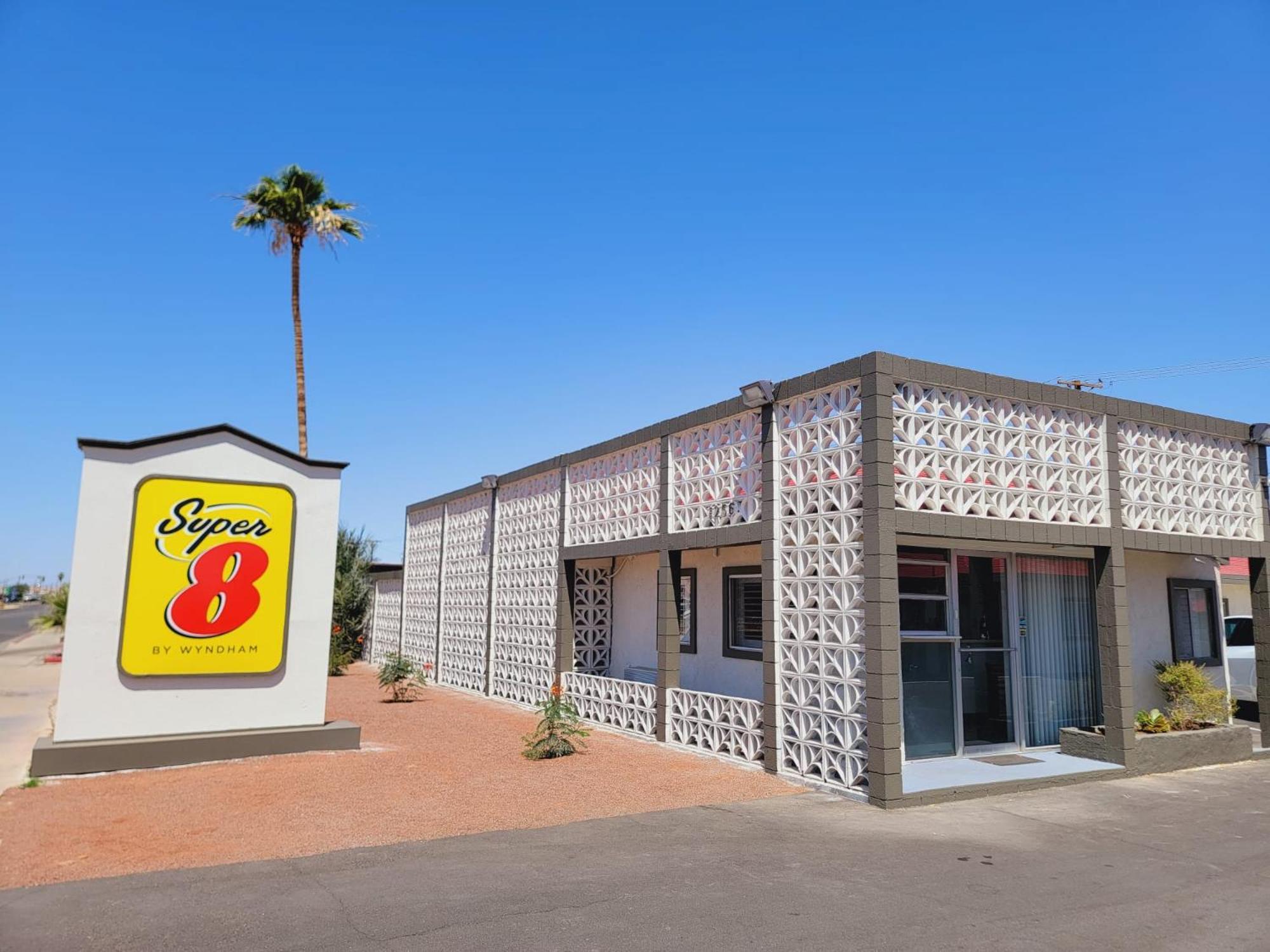 Hotel Super 8 By Wyndham El Centro North Esterno foto